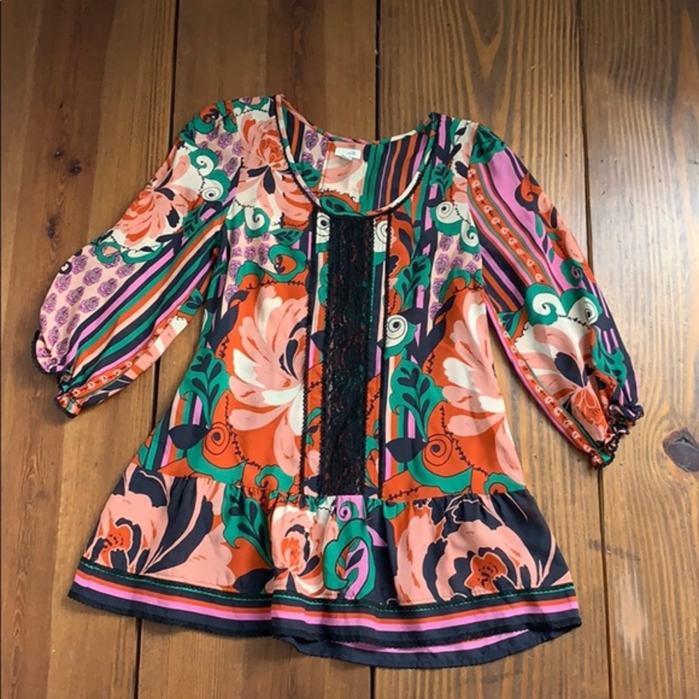 Multicolor tunic blouse size 4‎